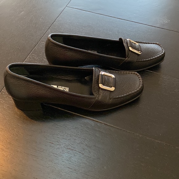 Salvatore Ferragamo Womens Loafers. Black with Silver Tone Logo Detail. 8.5 - Picture 2 of 10